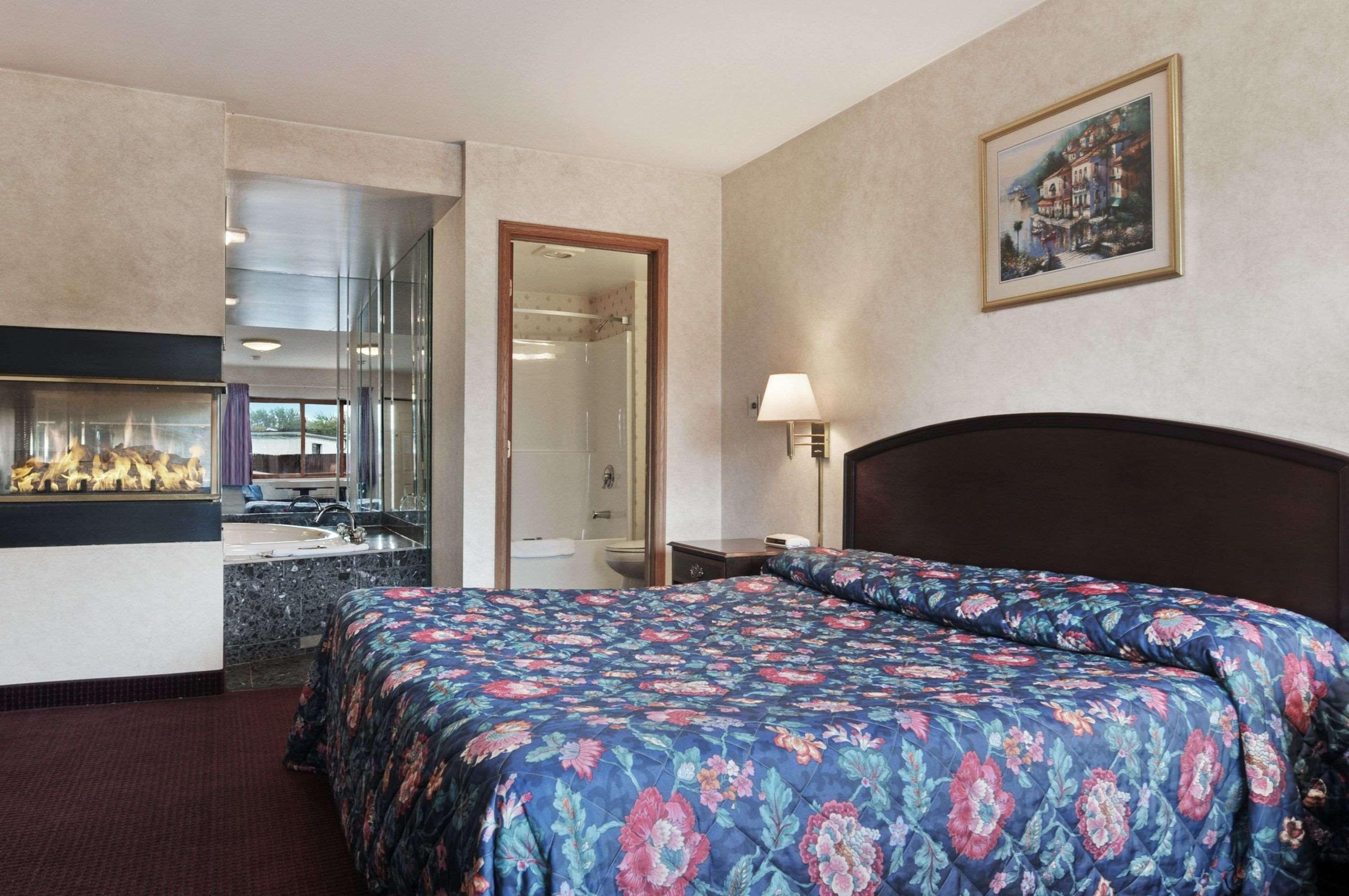 Travelodge By Wyndham Niagara Falls - New York Kültér fotó