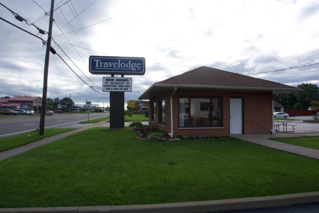 Travelodge By Wyndham Niagara Falls - New York Kültér fotó