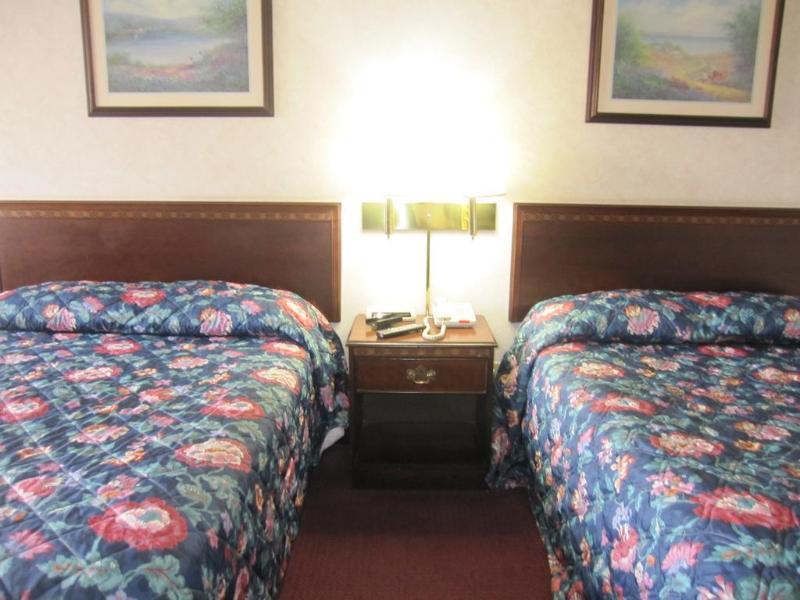 Travelodge By Wyndham Niagara Falls - New York Kültér fotó