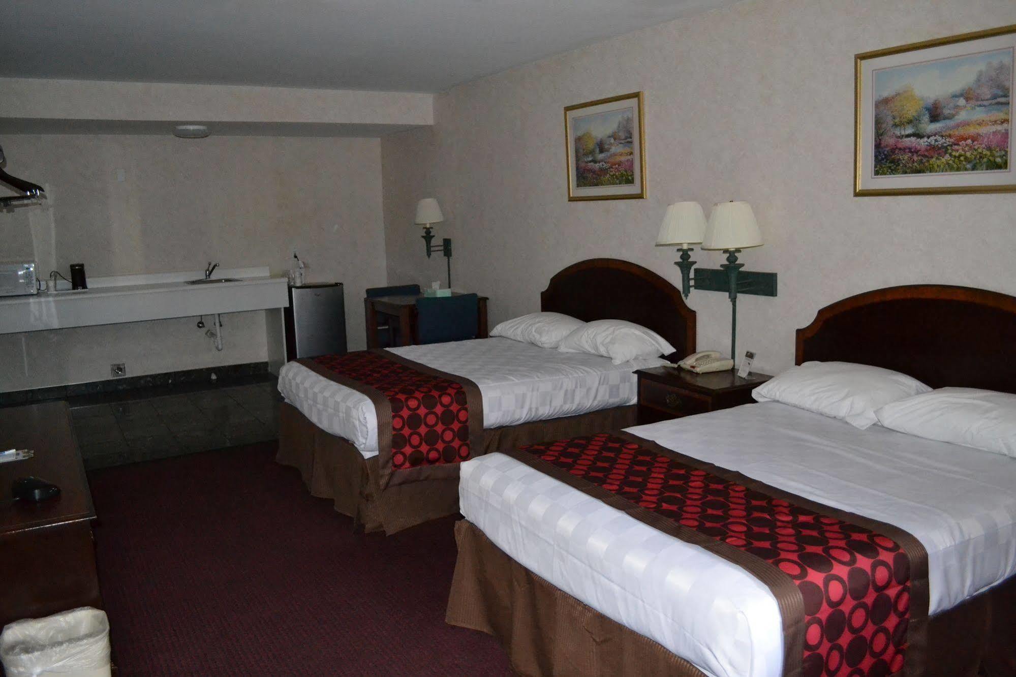 Travelodge By Wyndham Niagara Falls - New York Kültér fotó