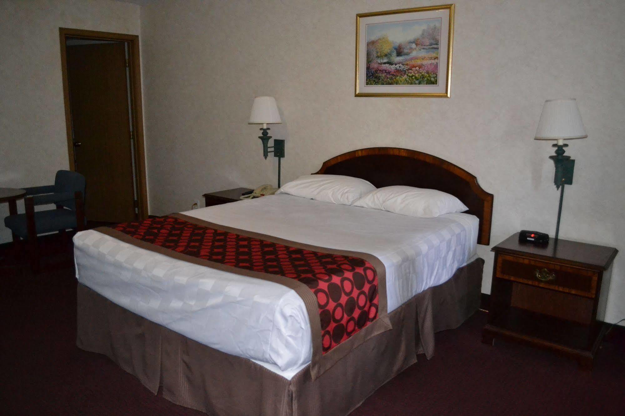 Travelodge By Wyndham Niagara Falls - New York Kültér fotó
