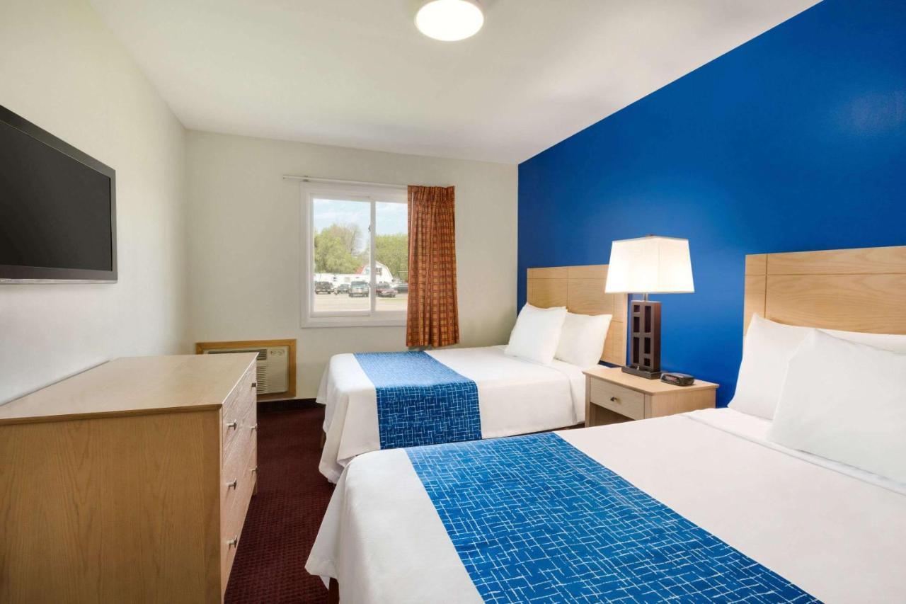 Travelodge By Wyndham Niagara Falls - New York Kültér fotó